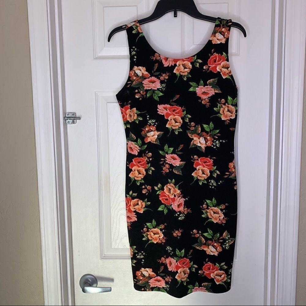 Ambiance Black Floral Dress Size Large